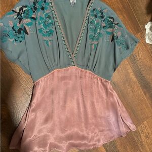 Bl^nk London top